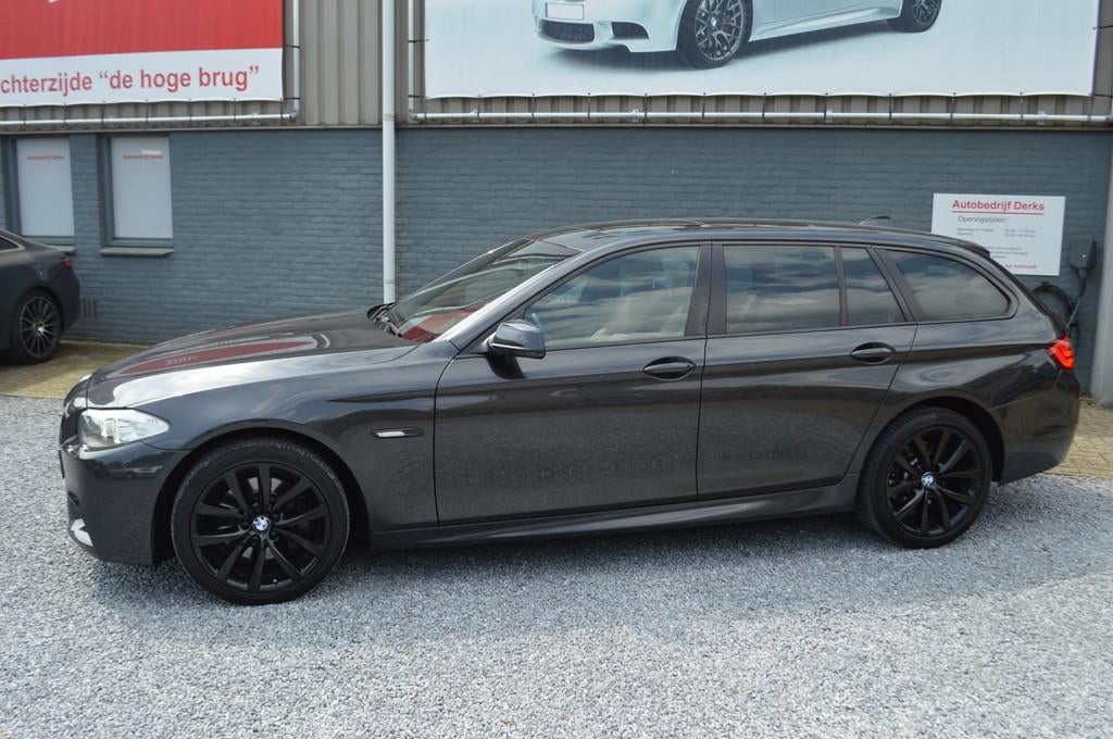 BMW 5-serie Touring 528i High Executive M-Pakket Airco Leer, Euro 5, Achterwielaandrijving, Gebruikt, 259 pk