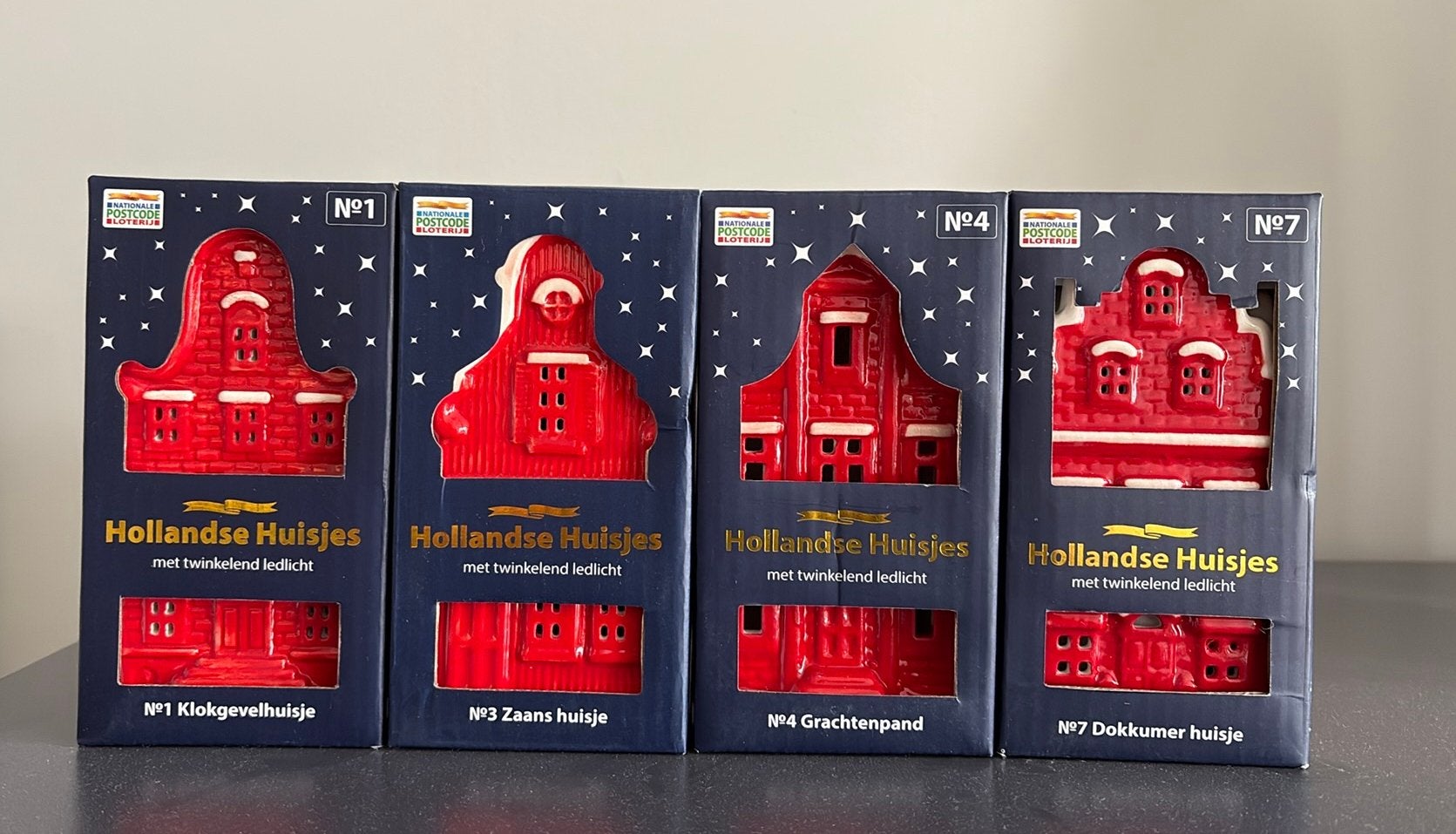 Hollandse Huisjes (4 stuks), €5 per huisje, Ophalen of Verzenden, Nieuw