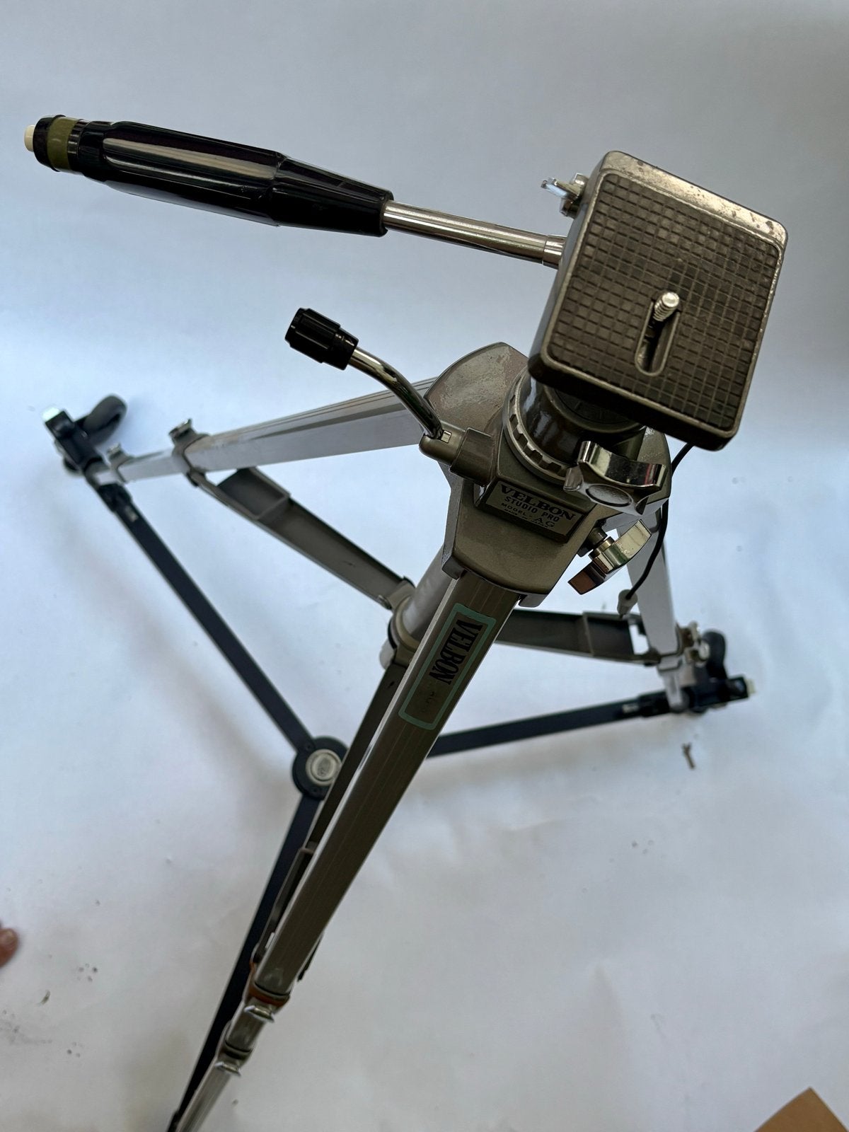 Velbon Studio Pro AG Statief met Bilora Dolly, Gebruikt, Velbon, Snelkoppelingsplaat, 150 tot 175 cm
