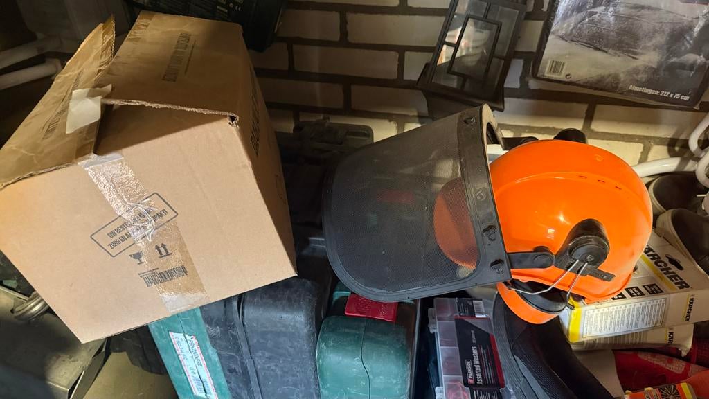 Oranje veiligheidshelm met gehoorbescherming en vizier, Ophalen of Verzenden, Nieuw