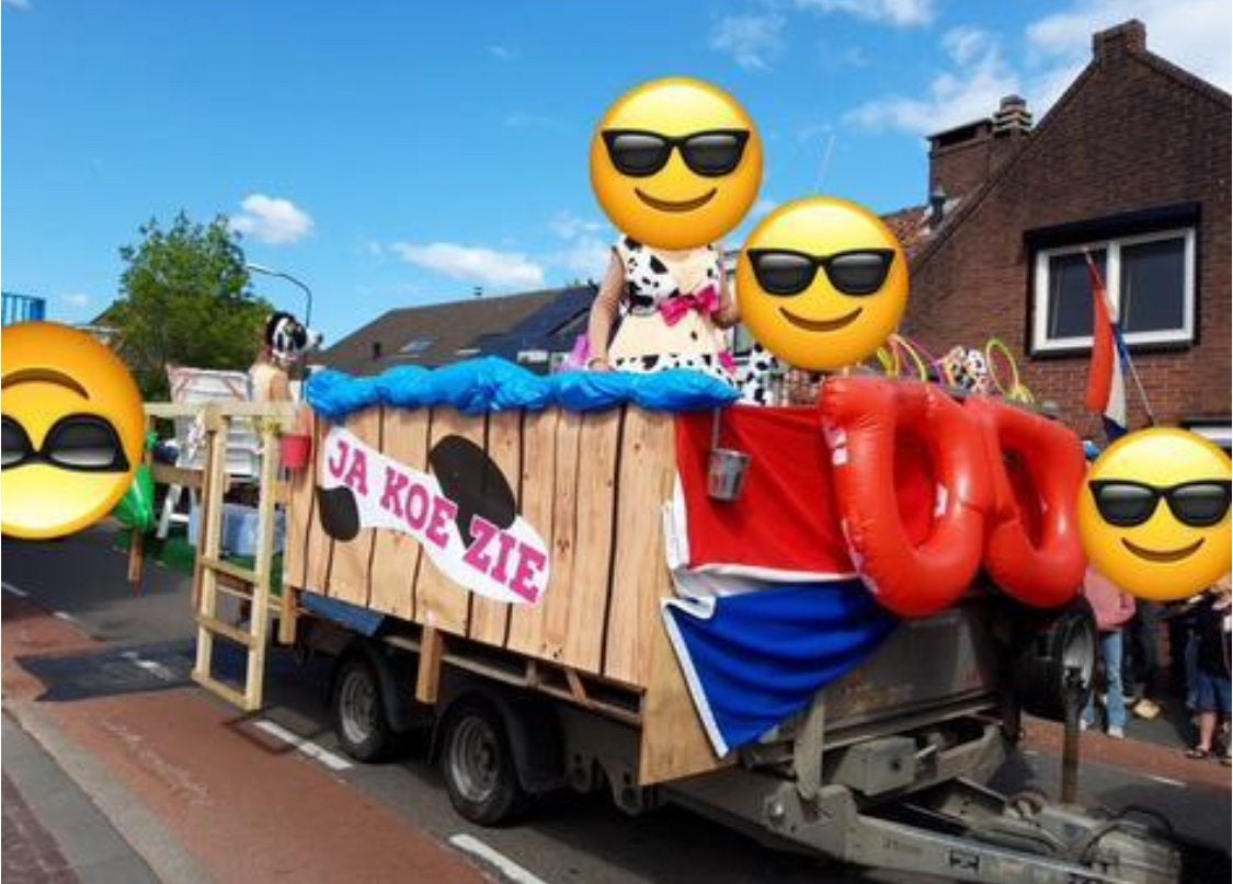 Carnavalswagen, Carnaval, Kleding, Gedragen, Ophalen