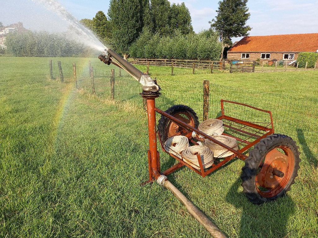 Beregenings systeem op aftakas, Ophalen, Akkerbouw, Beregening en Drainage