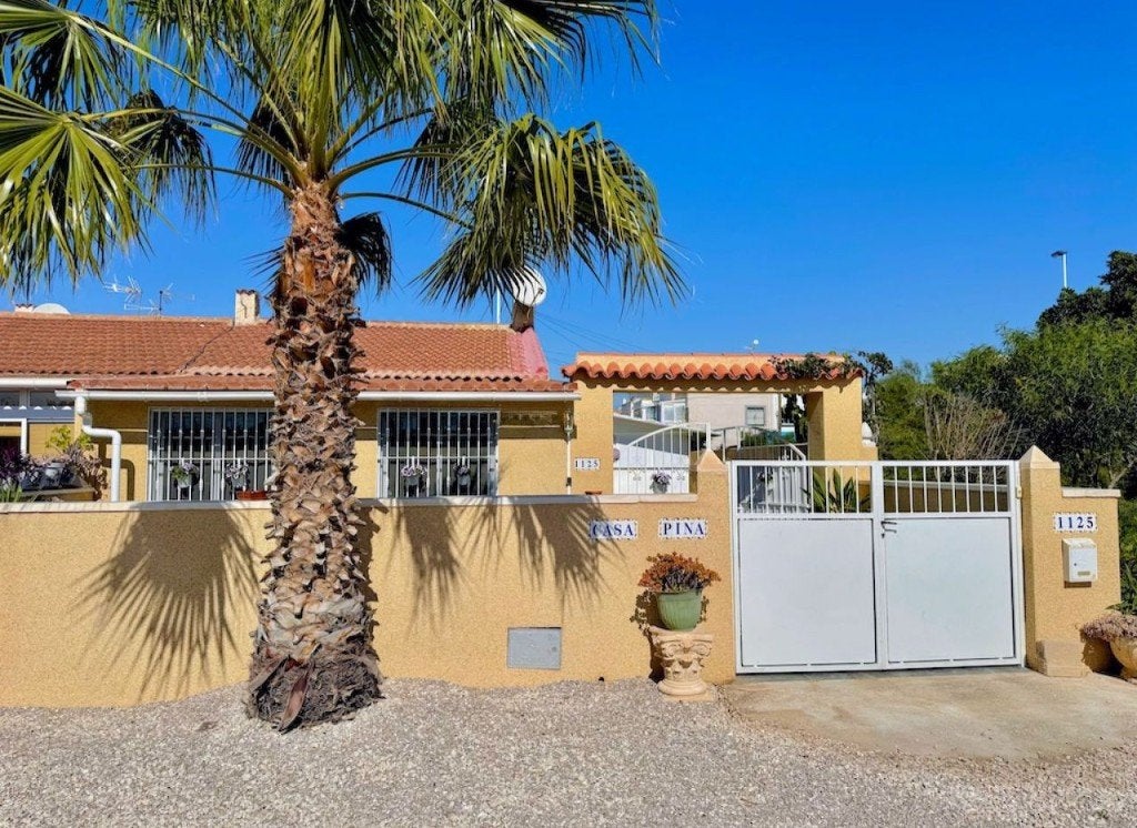 BUNGALOW IN TORREVIEJA SPANJE TE KOOP, Wasmachine, Costa Blanca, Chalet, Bungalow of Caravan, Eigenaar