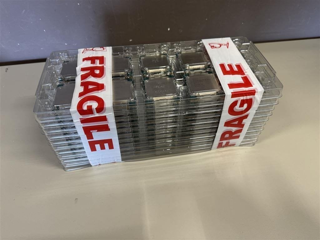 100 stuks intel Xeon cpu SR1Y3 E5-2673 v3 20MB L3 Cache 2.40, Ophalen of Verzenden, Nieuw