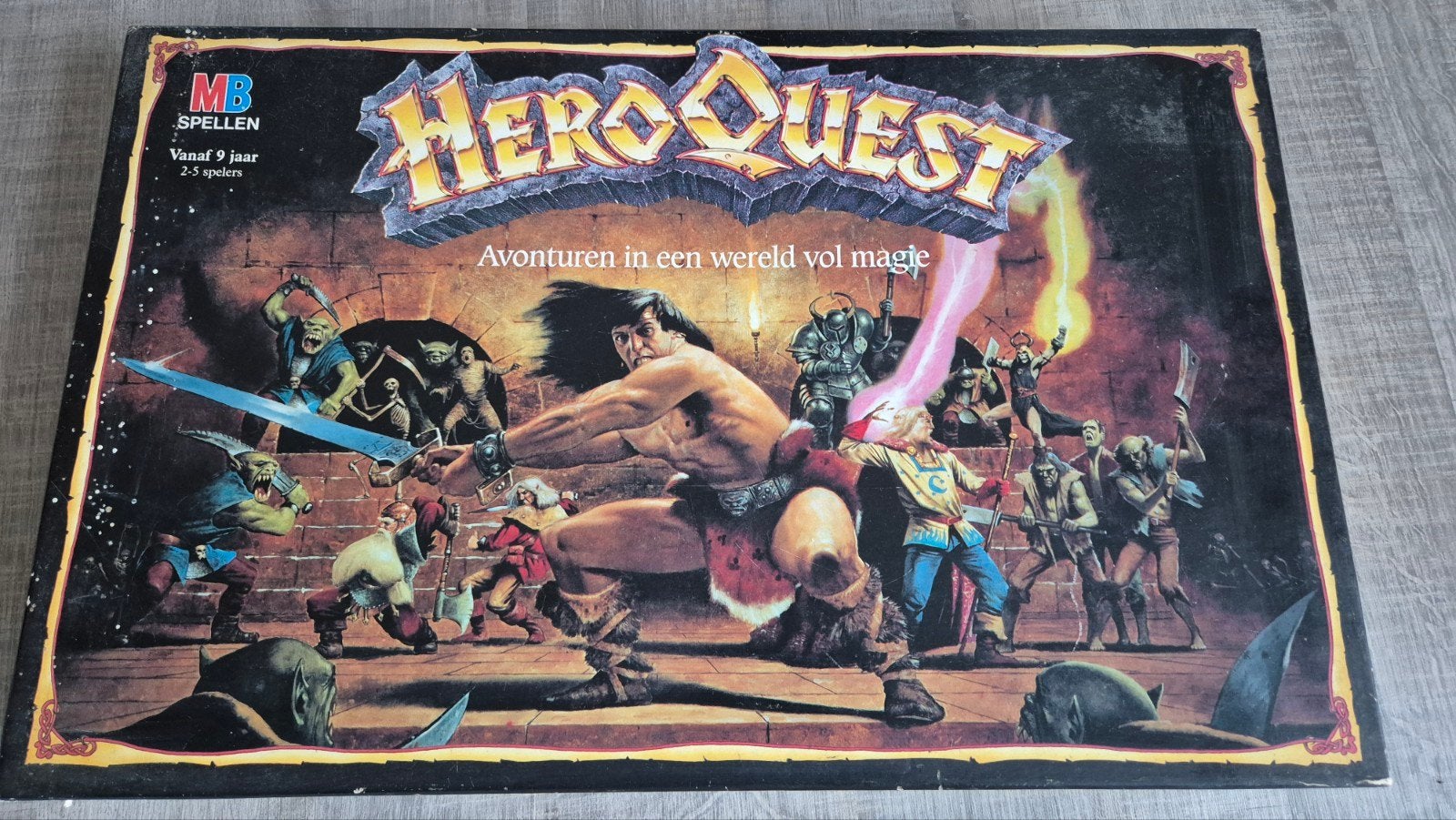 HeroQuest Bordspel - Avonturen in een wereld vol magie, Drie of vier spelers, Ophalen, Gebruikt, MB Spellen