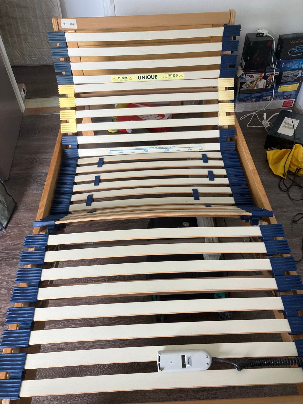 Eastborn UNIQUE verstelbare lattenbodem 90x200 cm, Ophalen, Gebruikt, 90 cm, Eenpersoons