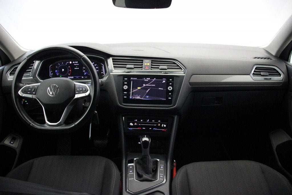 Volkswagen TIGUAN 1.5 TSI Life 7 Persoons Automaat - Digitaa, Auto's, Euro 6, 4 cilinders, 1553 kg, Bedrijf