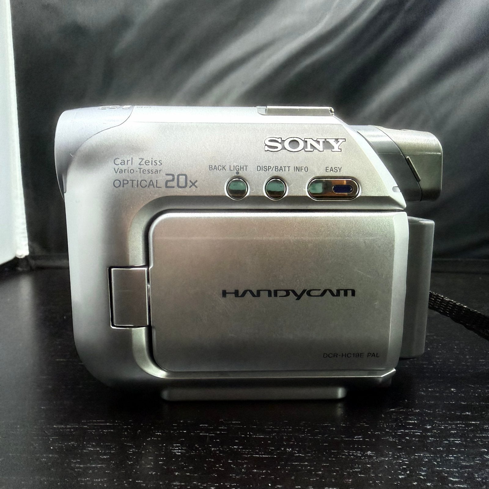 Sony Handycam DCR-HC19E PAL MiniDV Carl Zeiss 20x Getest, Mini dv, S, 20x of meer, Ophalen of Verzenden