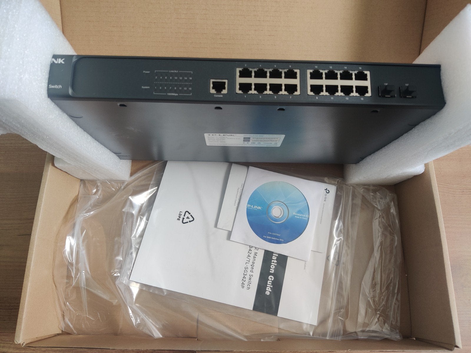 TP-link tl-sg3216, Ophalen of Verzenden, Zo goed als nieuw, Overige typen, TP-LINK