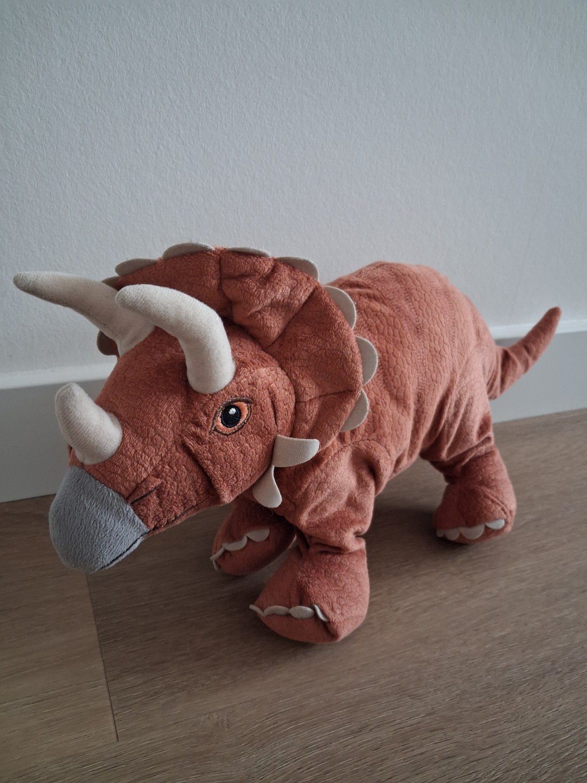Knuffel Ikea dino dinosaurus bruin 45 cm L1951, Ophalen of Verzenden, Zo goed als nieuw, Overige typen