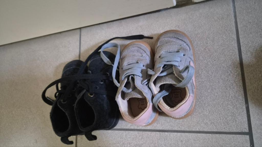 Schoenen / sandalen, maat 21 en maat 22, Ophalen, Meisje, Schoenen