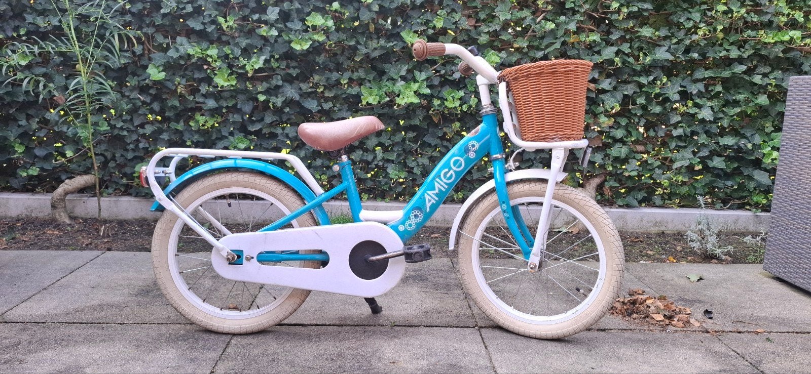 Amigo Kinderfiets 16 inch met mandje, Ophalen, Terugtraprem, 16 tot 20 inch, Zo goed als nieuw