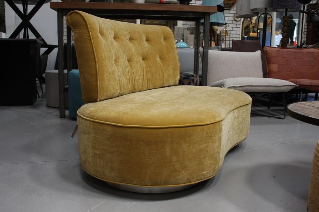 Leuke luxe bank velvet okergeel knopen ronde vormen salon, Ophalen, Zo goed als nieuw, Stof, 75 tot 100 cm