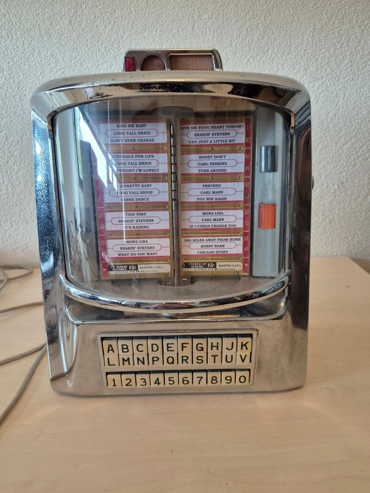 Seeburg wallbox 3wa met wallbox to ipod, Verzamelen, Gebruikt, 1950 tot 1960, Ophalen of Verzenden, Met singles
