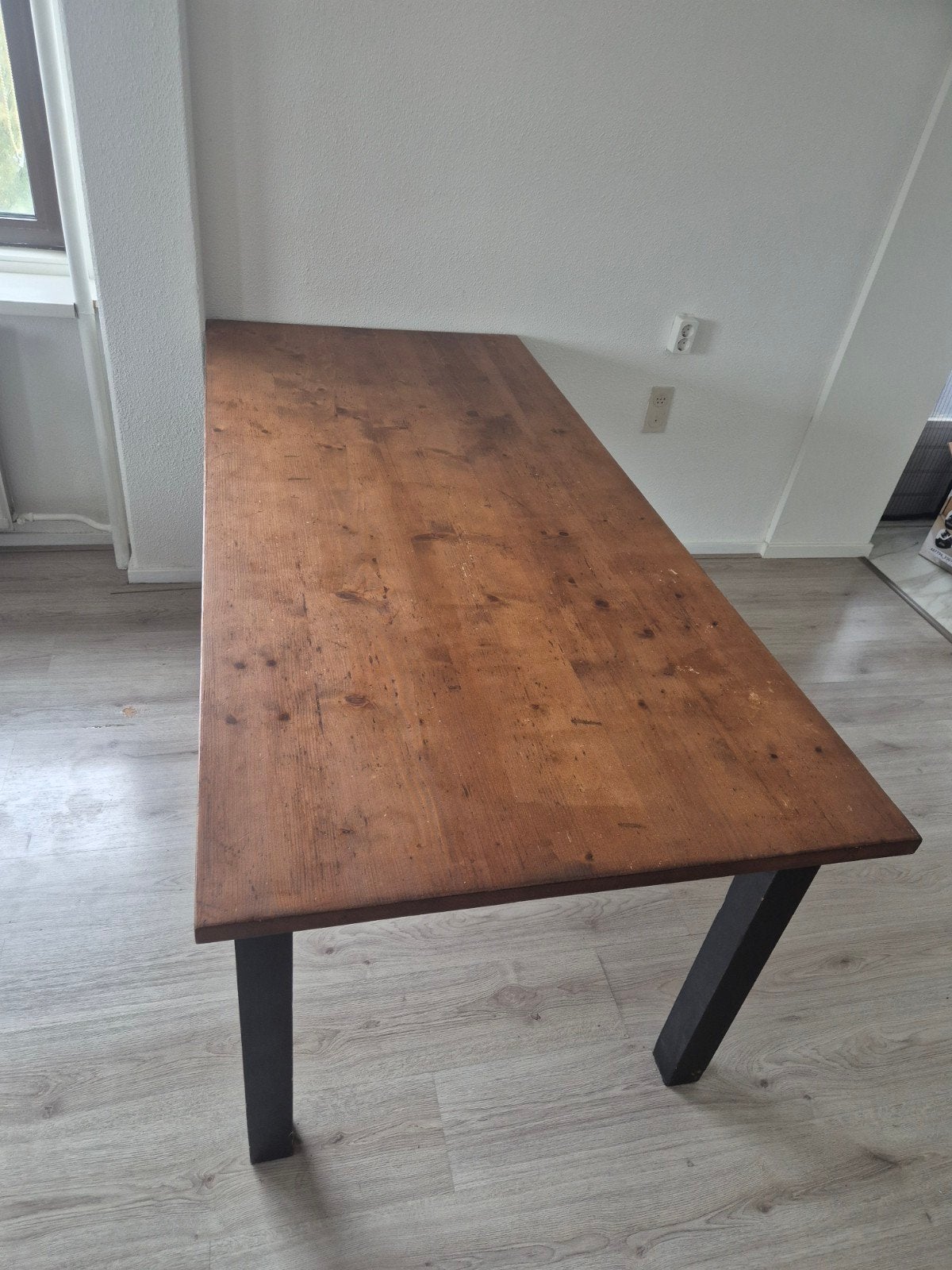 Eettafel met houten blad en zwarte poten - 190x89 cm, Gebruikt, 50 tot 100 cm, 150 tot 200 cm, Vier personen