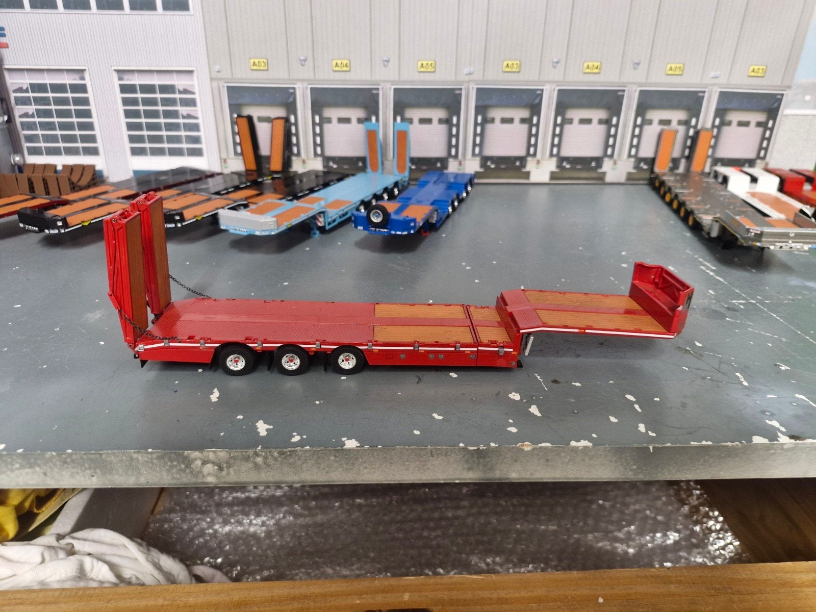 semi dieplader uitschuifbaar met oprijplanken wsi, Ophalen of Verzenden, Zo goed als nieuw, Bus of Vrachtwagen, Wsi