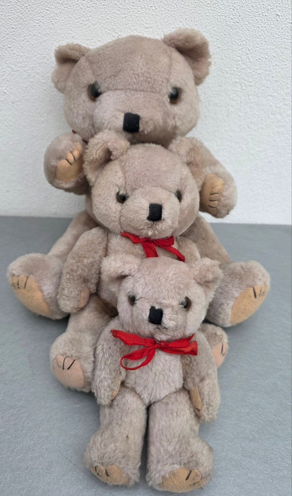Set van 3 vintage teddyberen met rode strik, Ophalen of Verzenden, Gebruikt