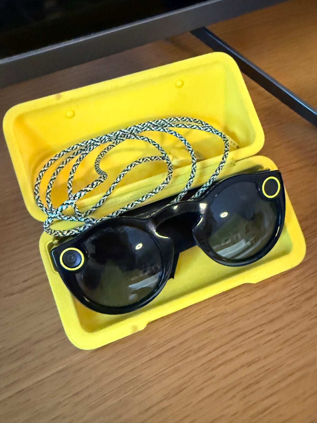 Snapchat Spectacles bril camera met originele koker, Gebruikt, Bluetooth, Overige typen, Ophalen of Verzenden