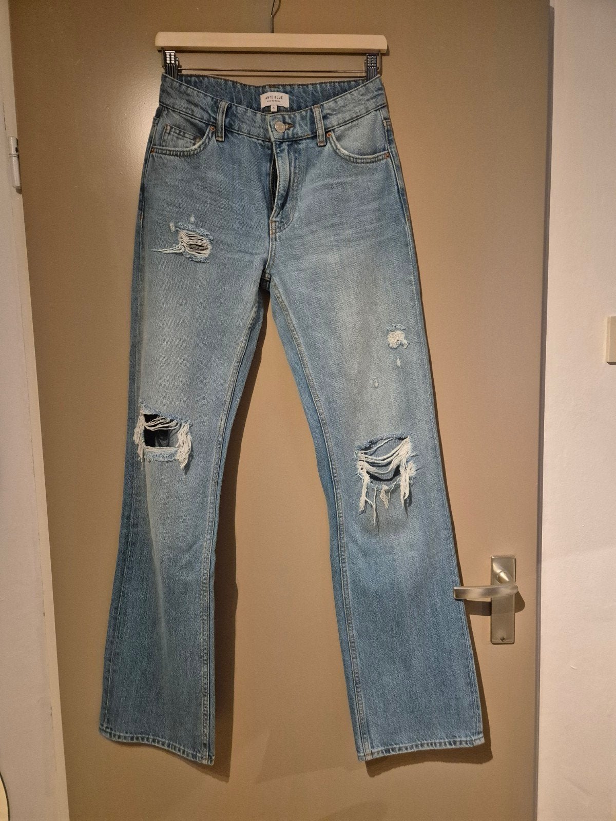 Anti Blue jeans met gaten, maat 26, Anti Blue, Blauw, Overige jeansmaten, Ophalen of Verzenden