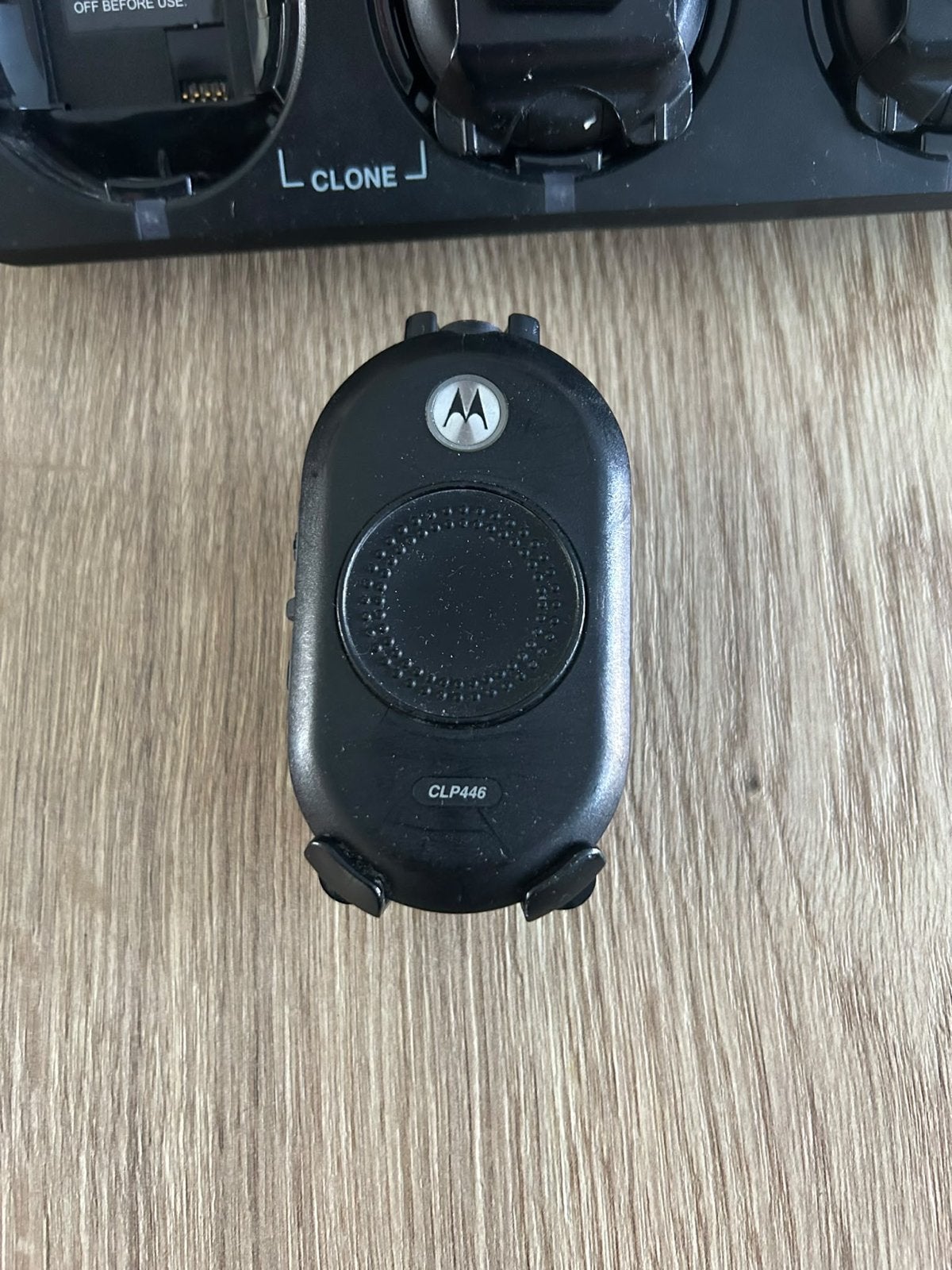 Motorola CLP446/CLP446E Multilader met 7 portofoons en acces, Telecommunicatie, Ophalen of Verzenden, Gebruikt, Portofoon of Walkie-talkie