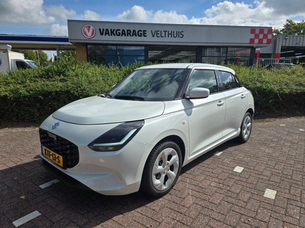 Suzuki SWIFT Swift 1.2 SmartHyb. Automaat  Camera  CarPlay, Automaat, Gebruikt, Huisgarantie, Met garantie (alle)