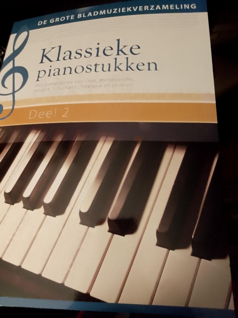 2x boek klassieke pianostukken deel 1 en 2 zgan, Ophalen, Klassiek, Les of Cursus, Zo goed als nieuw