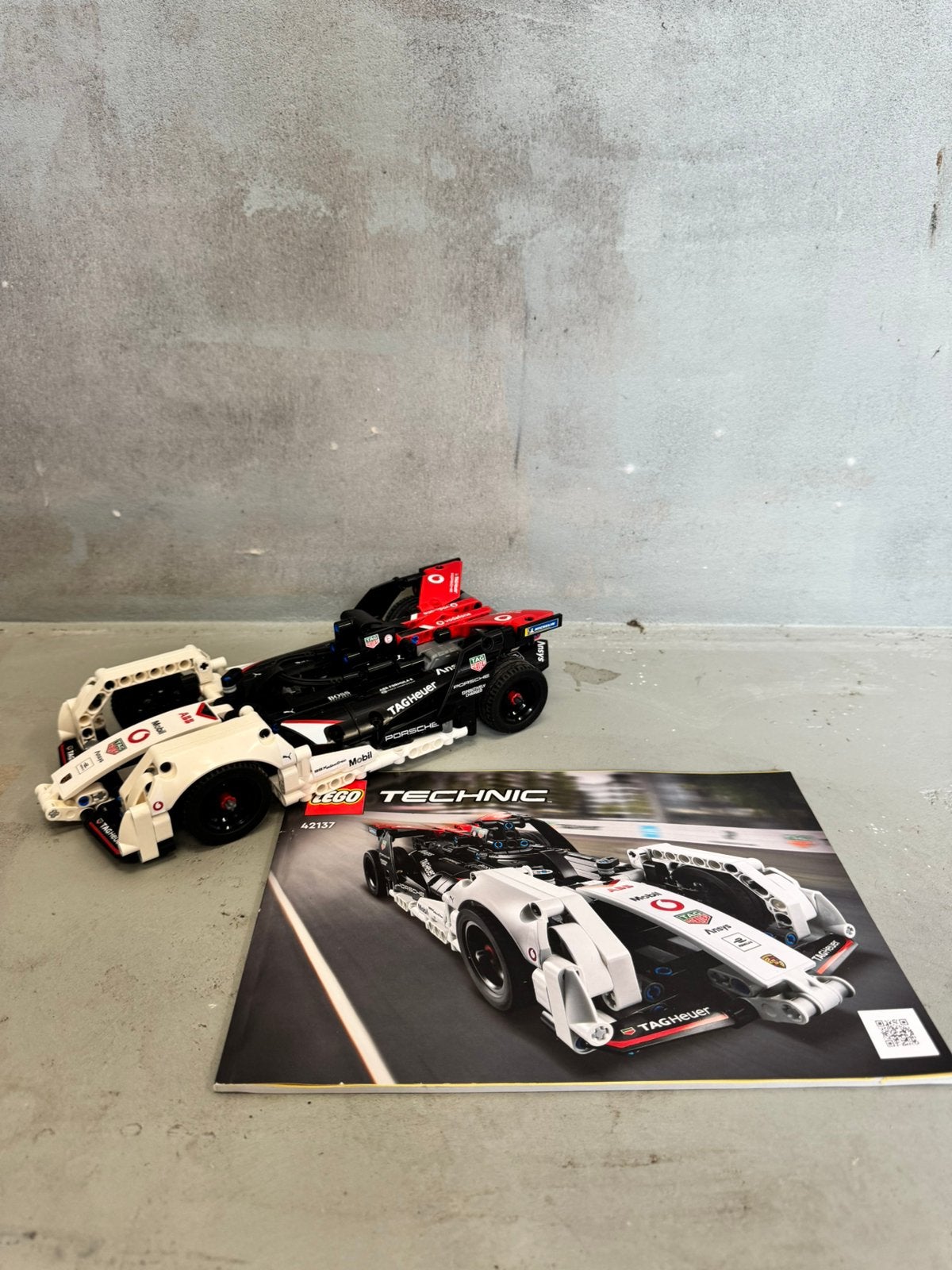 Lego Technic Formula E Porsche 99X Electric (42137), Lego, Compleet, Ophalen of Verzenden, Zo goed als nieuw