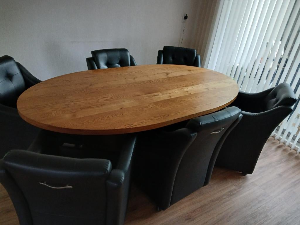Eettafel Ovaal massief eiken e.v.t. met stoelen, Ophalen, Gebruikt, 100 tot 150 cm, Eikenhout
