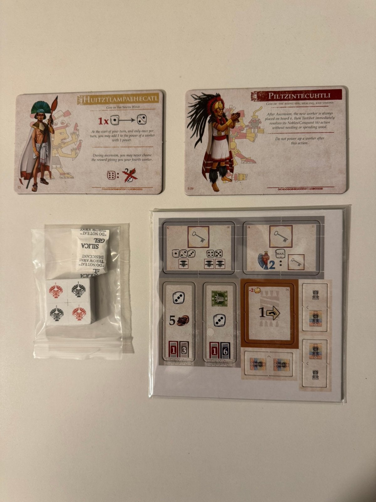 Teotihuacan: Promo Bundle + New Priests + Promo Red Temple, Hobby en Vrije tijd, Gezelschapsspellen | Bordspellen, Ophalen of Verzenden