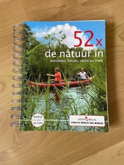 52x de natuur in - M den Hartog - A.M. Meiners, Ophalen of Verzenden, Zo goed als nieuw, Natuur algemeen