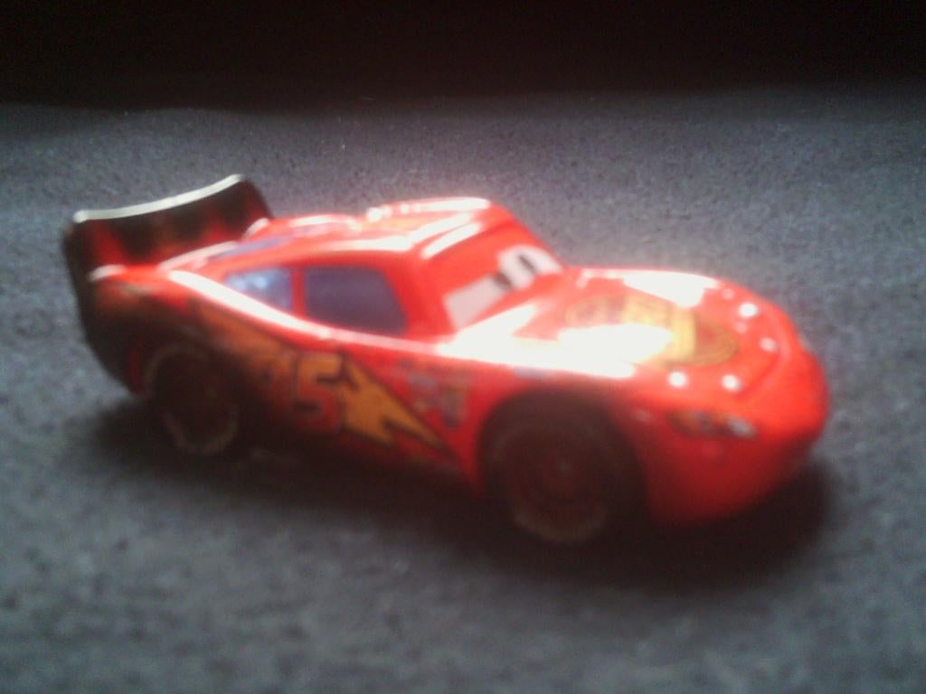 Disney Cars Toon Auto's       Burn't McQueen, Ophalen of Verzenden, Zo goed als nieuw