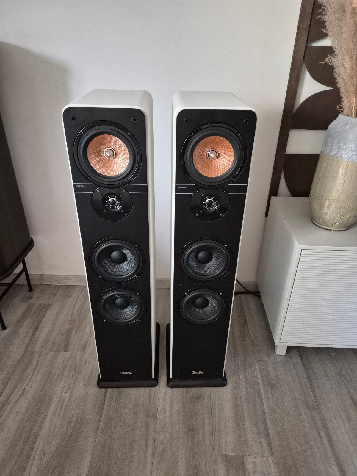 Teufel vloerspeakers wit in nieuwstaat