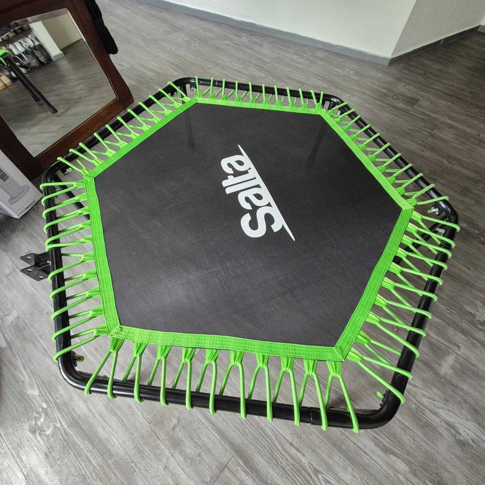 Nieuwe Salta Fitnesstrampoline met handgreep, Ophalen