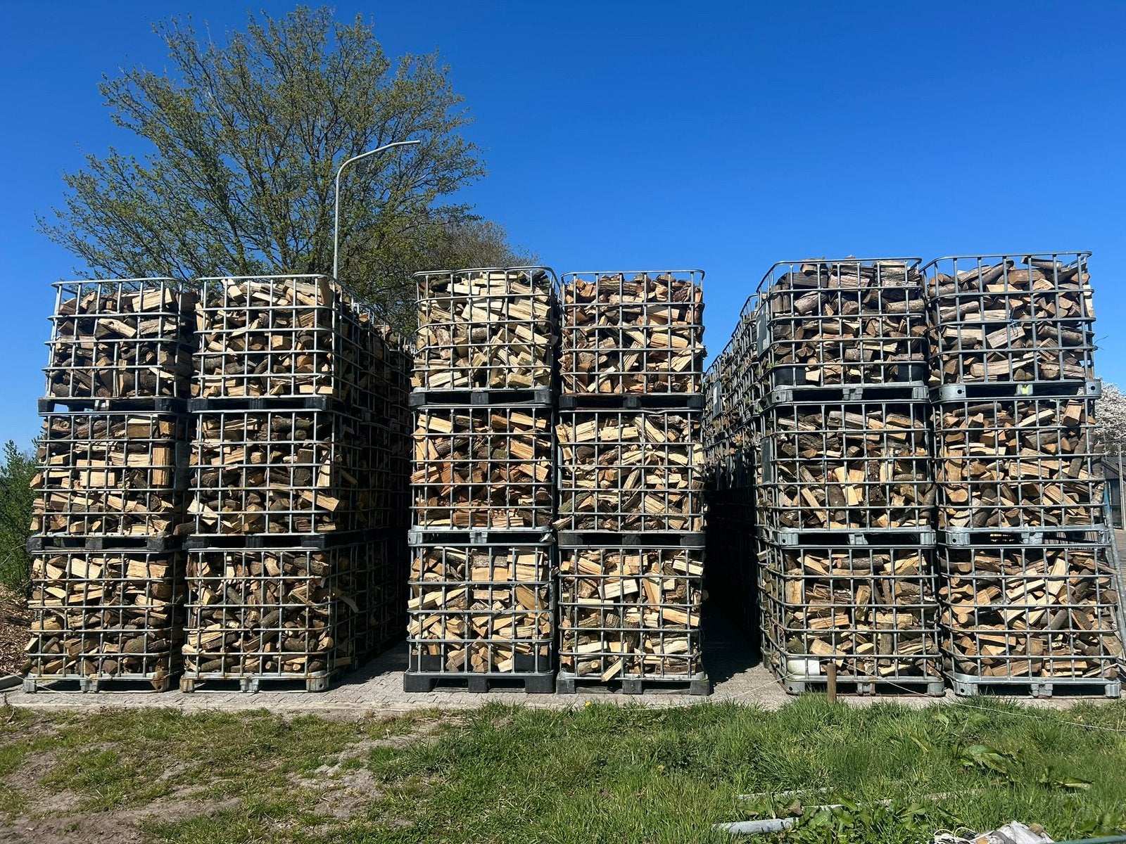 Droog Brandhout gemengd, Tuin en Terras, 6 m³ of meer, Ophalen