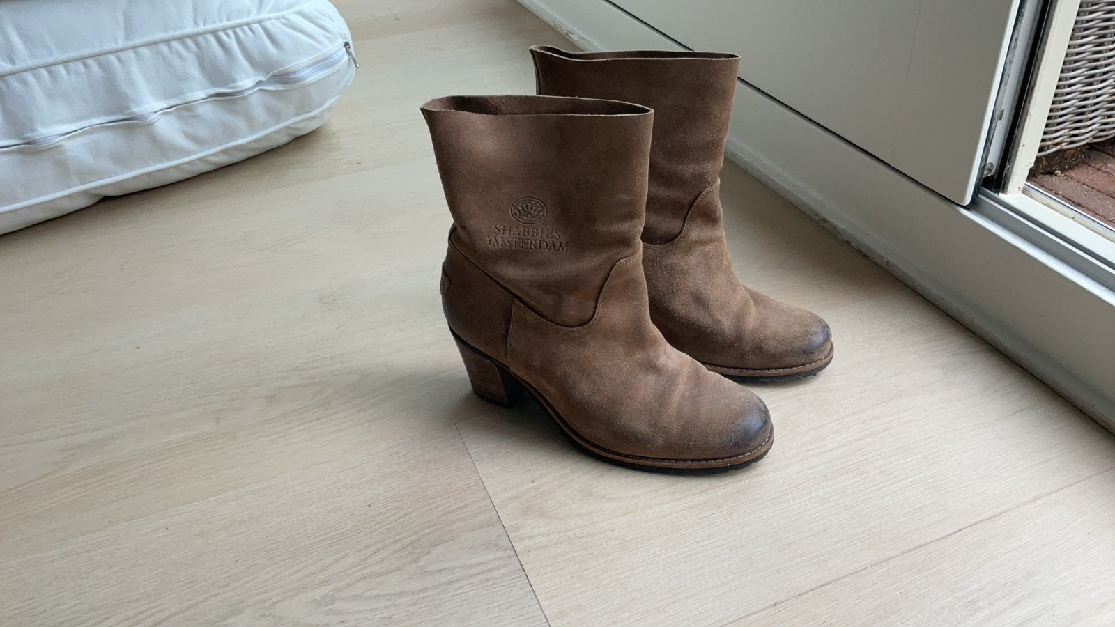 Shabbies  suede maat 40/41, Kleding | Dames, Ophalen of Verzenden, Gedragen, Bruin