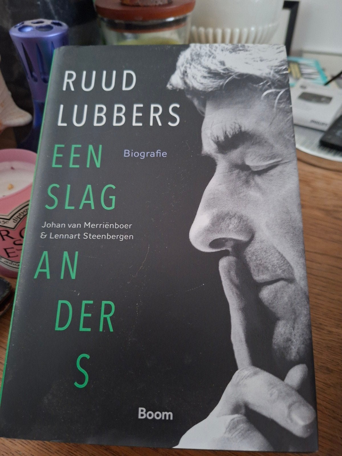 Ruud lubbers een slag anders biografie Johan van merrienboer, Verzenden, Zo goed als nieuw, Politiek