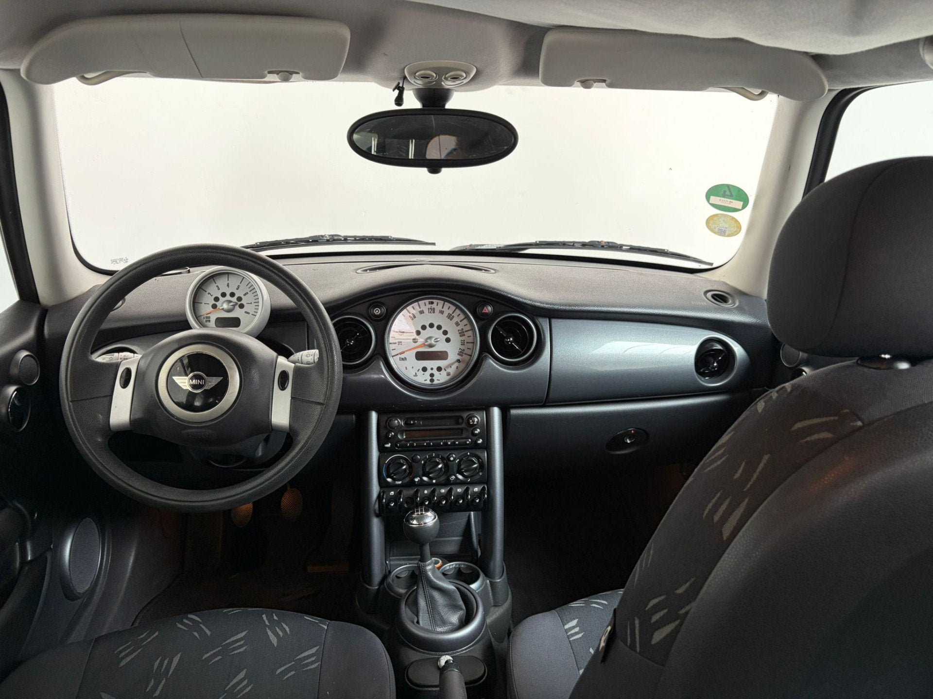 MINI 3-deurs 1.6 One Salt. Airco! (bj 2004), Auto's, Voorwielaandrijving, 15 km/l, Gebruikt, 4 cilinders