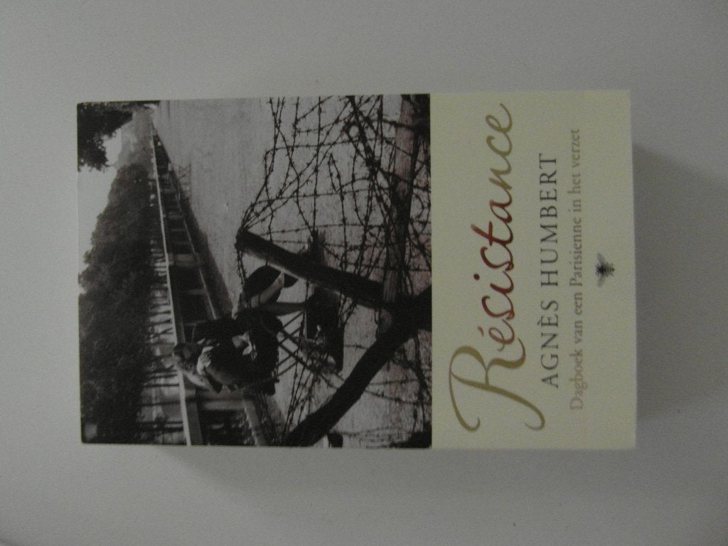 Resistance,  Agnes Humbert, Ophalen of Verzenden, Zo goed als nieuw