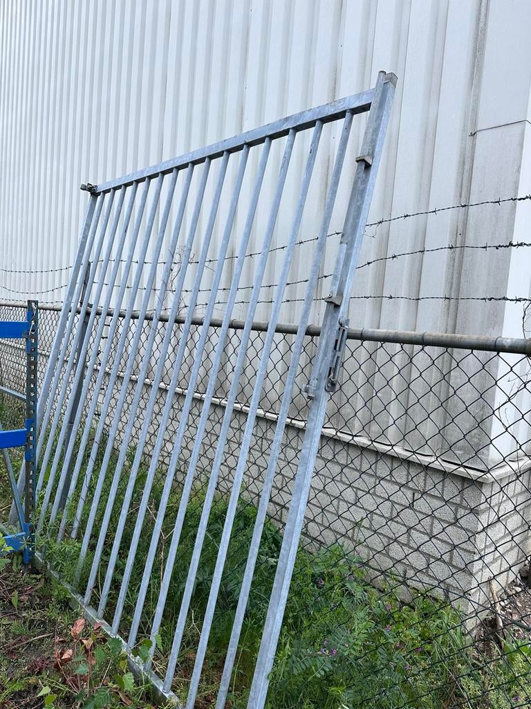 Hekwerk poort en looppoort delen, Tuin en Terras, Ophalen, 1 tot 2 meter, Minder dan 3 meter, Zo goed als nieuw