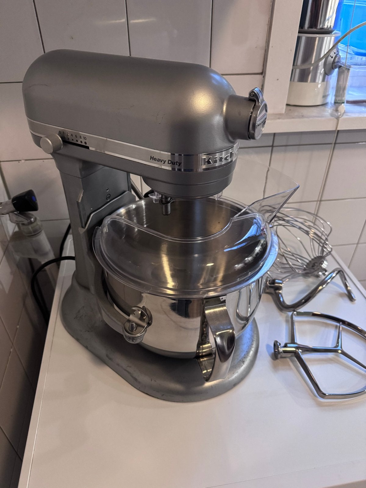 KitchenAid Heavy Duty 5KSM7591 Keukenmixer, Ophalen, 4 liter of meer, Gebruikt, 3 snelheden of meer