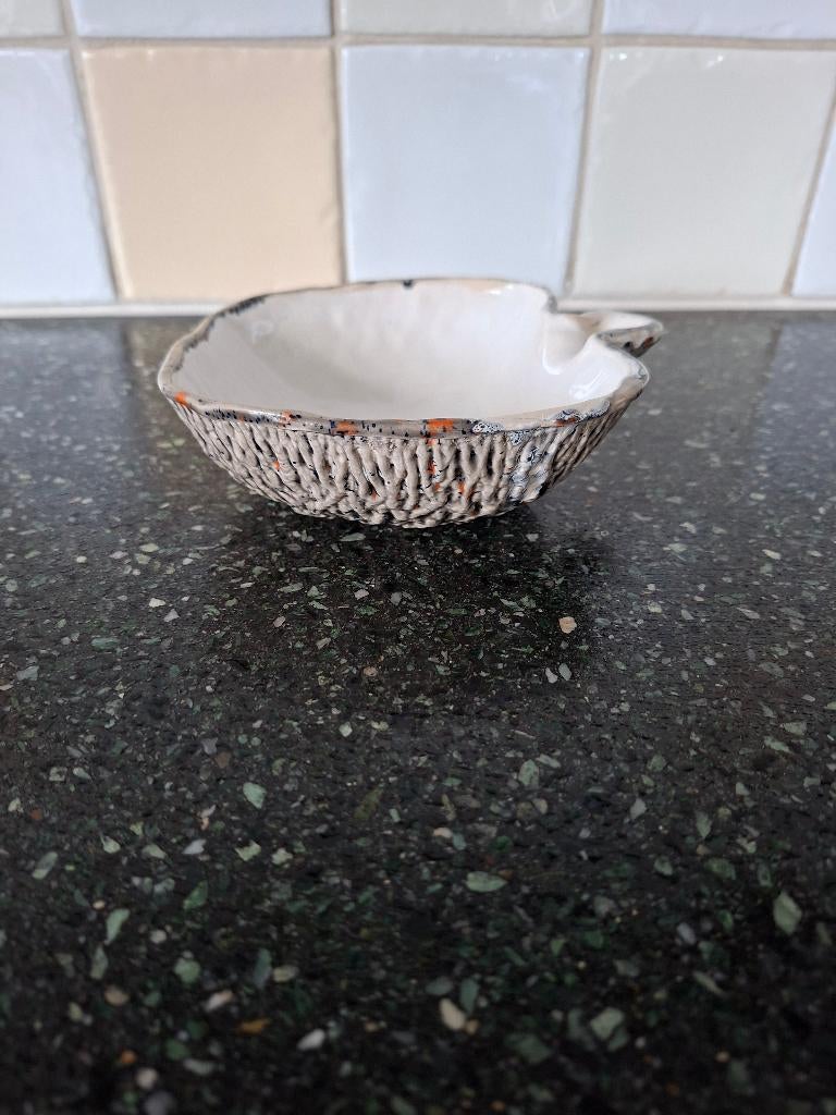 vintage schaaltje in appelvorm, Antiek en Kunst, Antiek | Servies los, Ophalen of Verzenden