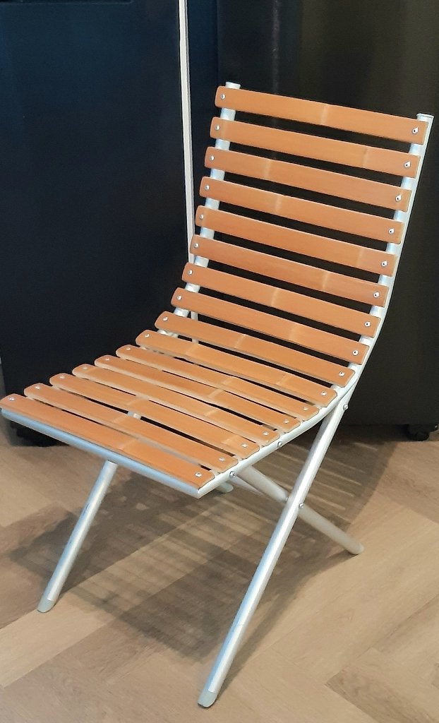 Klapstoel / inklapbare stoel / design stoeltje, Huis en Inrichting, Stoelen, Ophalen, Gebruikt, Hout, Eén