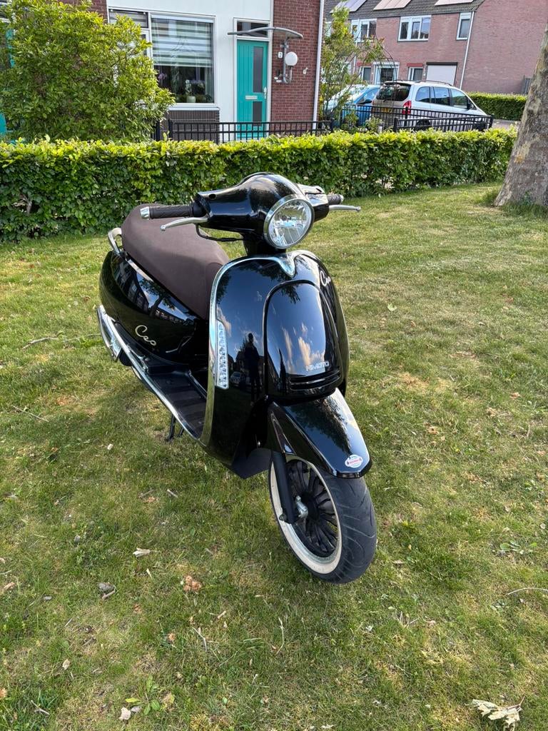 NIMOTO Scooter - Zwart, Nieuw 400 km, Overige merken, Ophalen of Verzenden, Zo goed als nieuw, Benzine