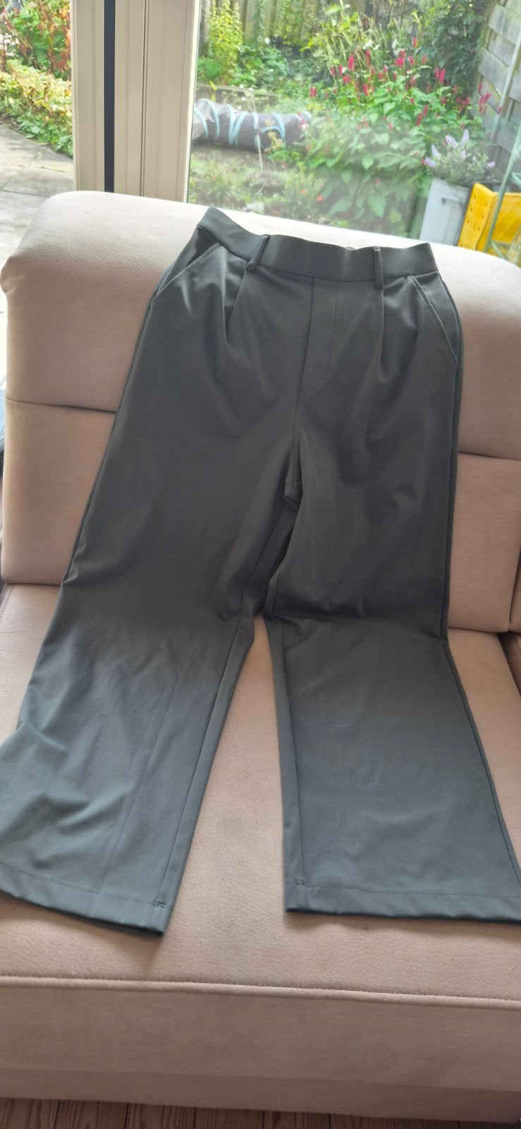 Halara donkergroene broek - Nieuw zonder kaartje, Nieuw, Ophalen of Verzenden, Lang, Groen