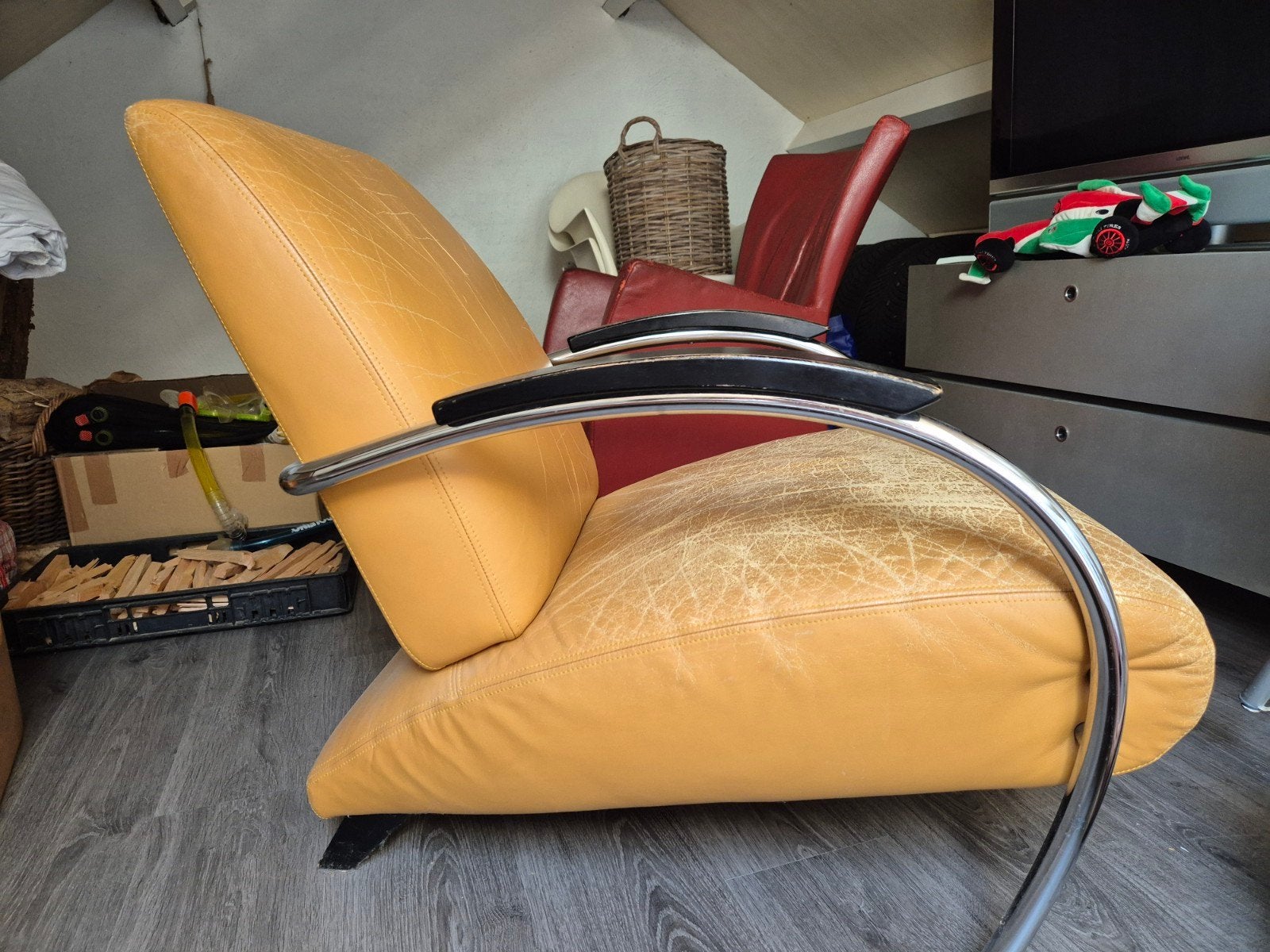 Vintage Jan de Bouvrie fauteuil - Degelijk en comfortabel, Ophalen