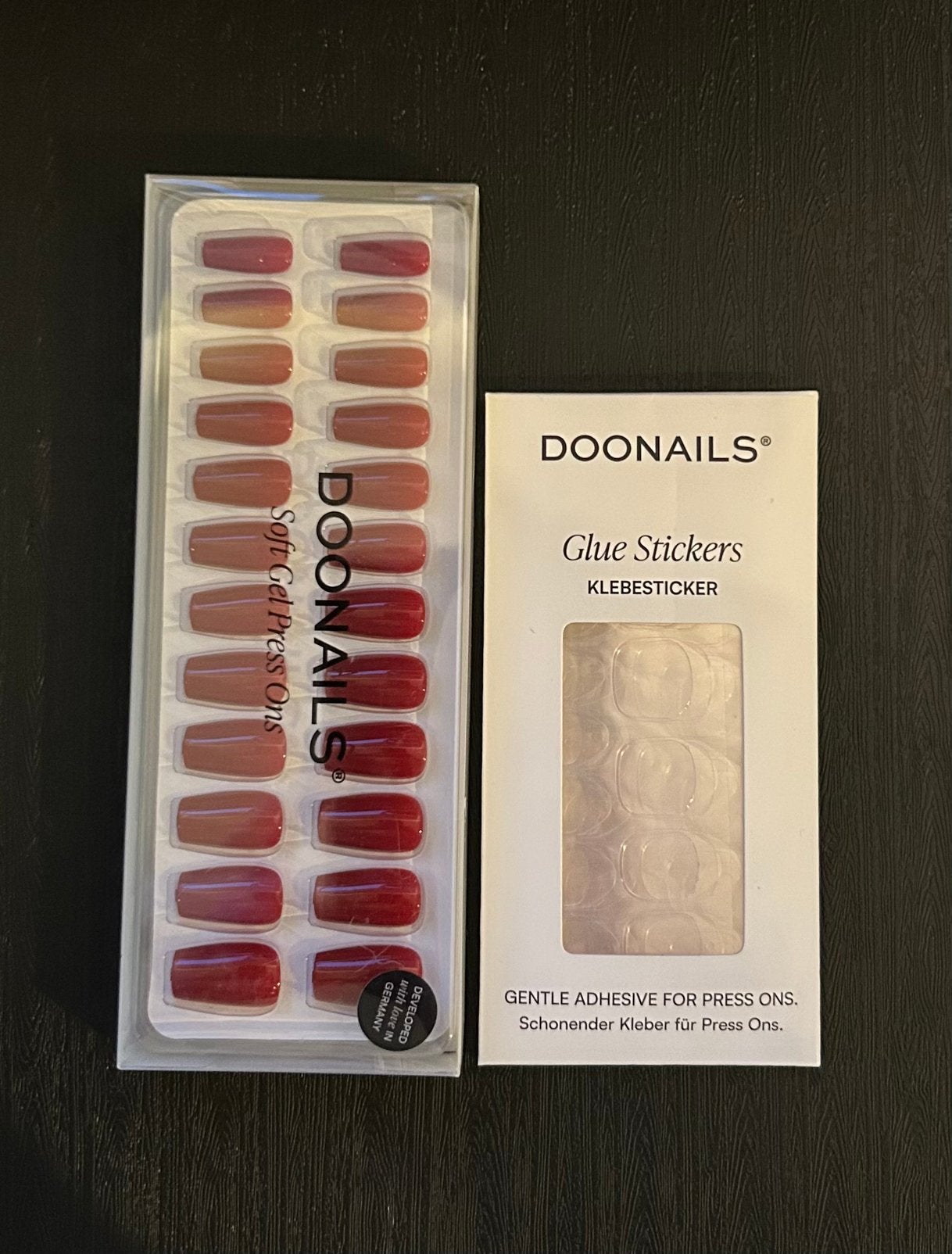 Doonails - Mon Cheri - Short Coffin - 180 kleefstickers, Ophalen of Verzenden, Zo goed als nieuw, Zwart, Handen en Nagels