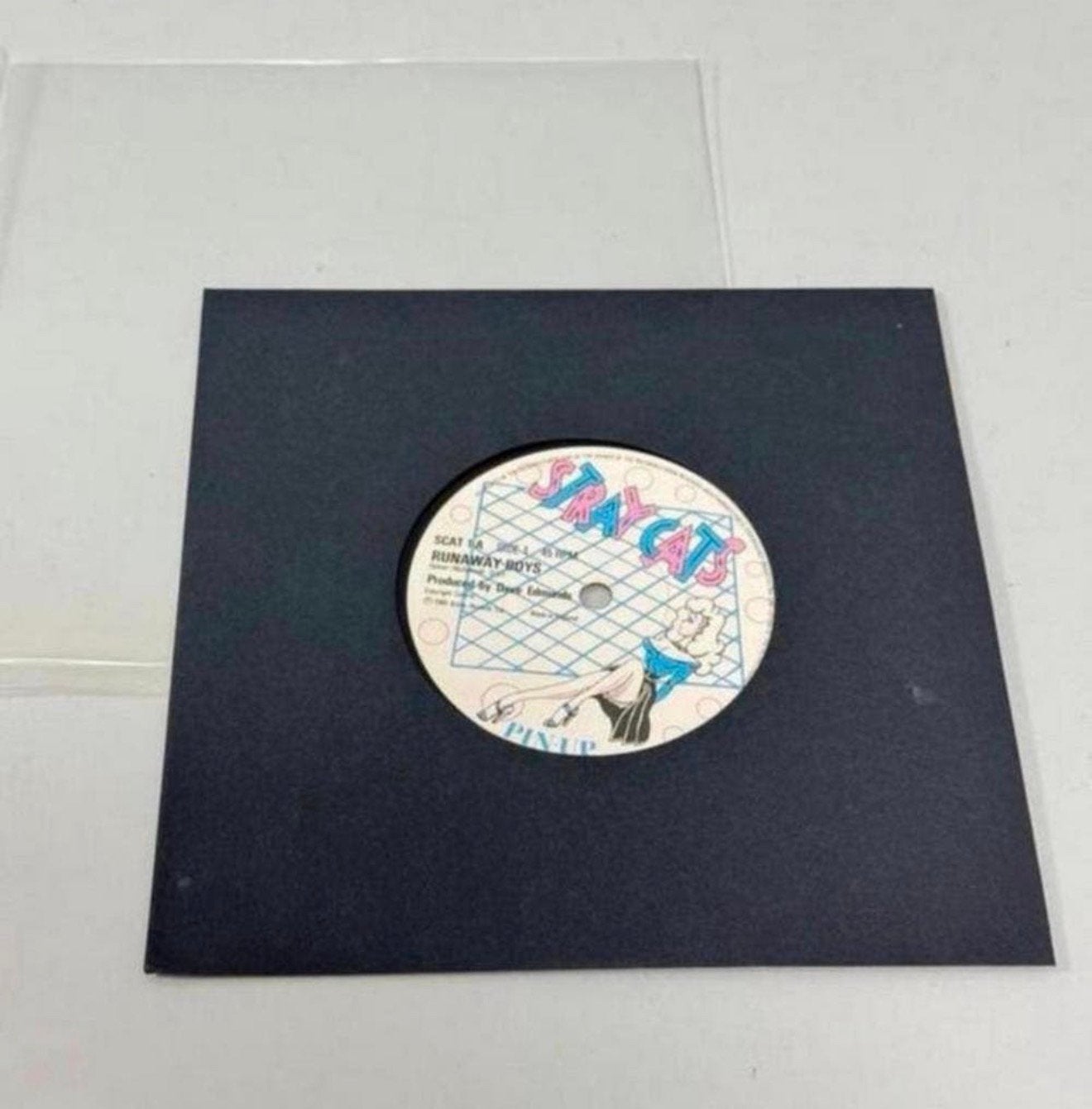 STRAY CATS Runaway Boys 7" Vinyl UK 1980 SCAT 1 Brian Setzer, Ophalen of Verzenden, Zo goed als nieuw, Rock en Metal