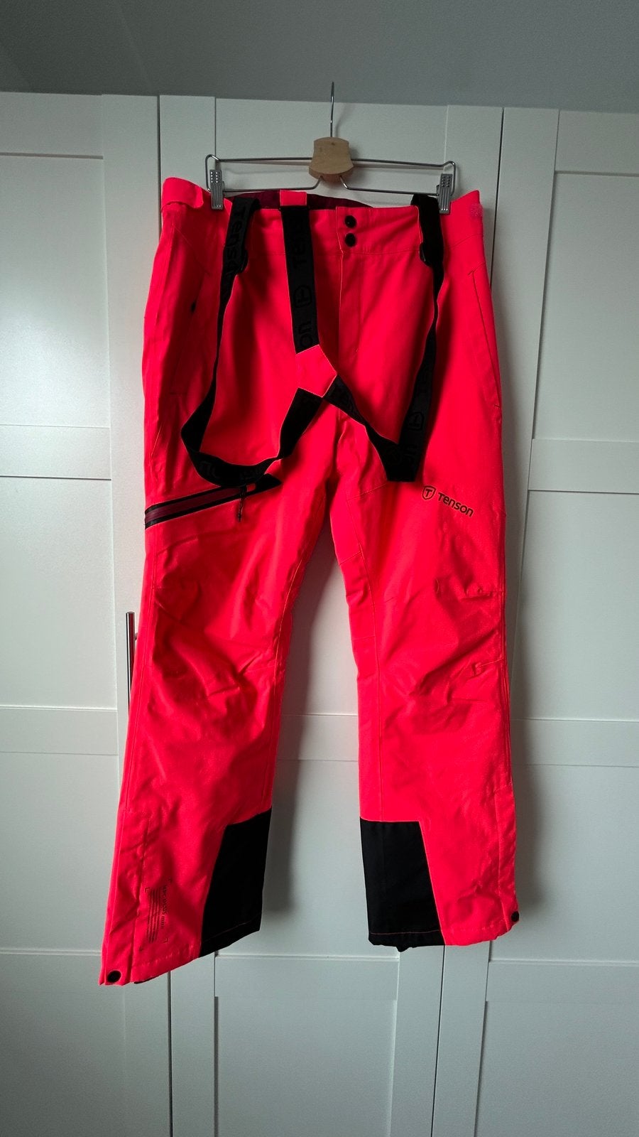 Tenson skibroek dames maat XL neon coral, Ophalen, Zo goed als nieuw, Maat 46/48 (XL) of groter, Broek