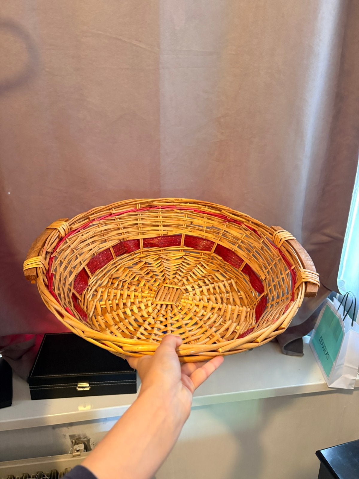 Free, Huis en Inrichting, Woonaccessoires | Schalen en Manden, Ophalen, Zo goed als nieuw, Rechthoekig, Hout