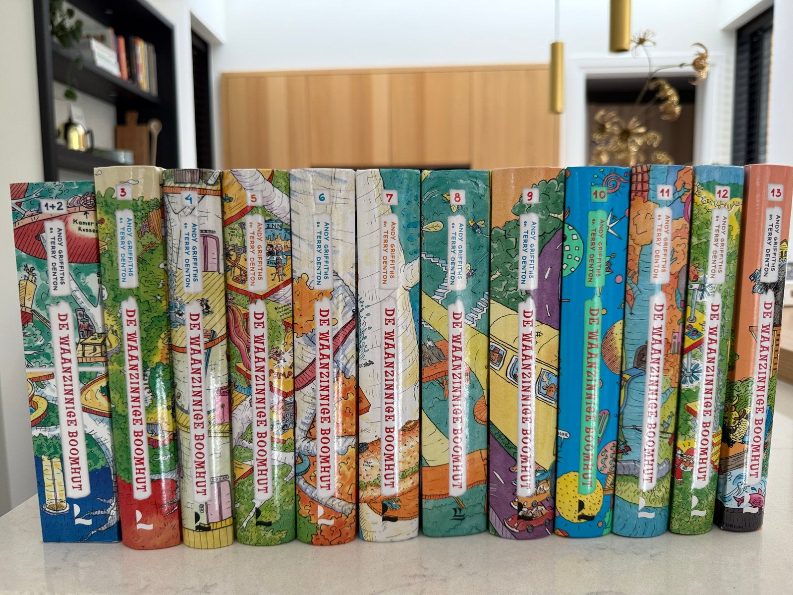 De Waanzinnige Boomhut serie 1-13 - Andy Griffiths, Boeken, Kinderboeken | Jeugd | onder 10 jaar, Ophalen of Verzenden, Zo goed als nieuw